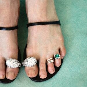 Chan Luu Ripple Toe Ring Set!